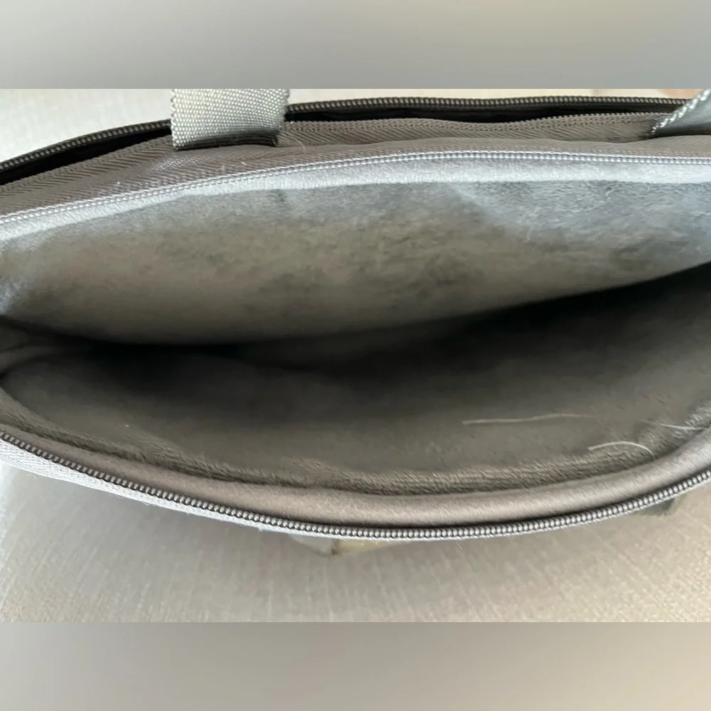Marc Jacobs Grey Neoprene Laptop Messenger Case